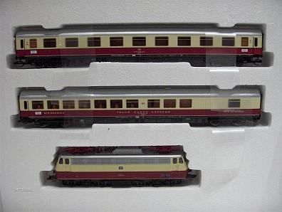 "Trans Europe Express Set #1<br /><a href='images/pictures/Tillig/01478.jpg' target='_blank'>Full size image</a>